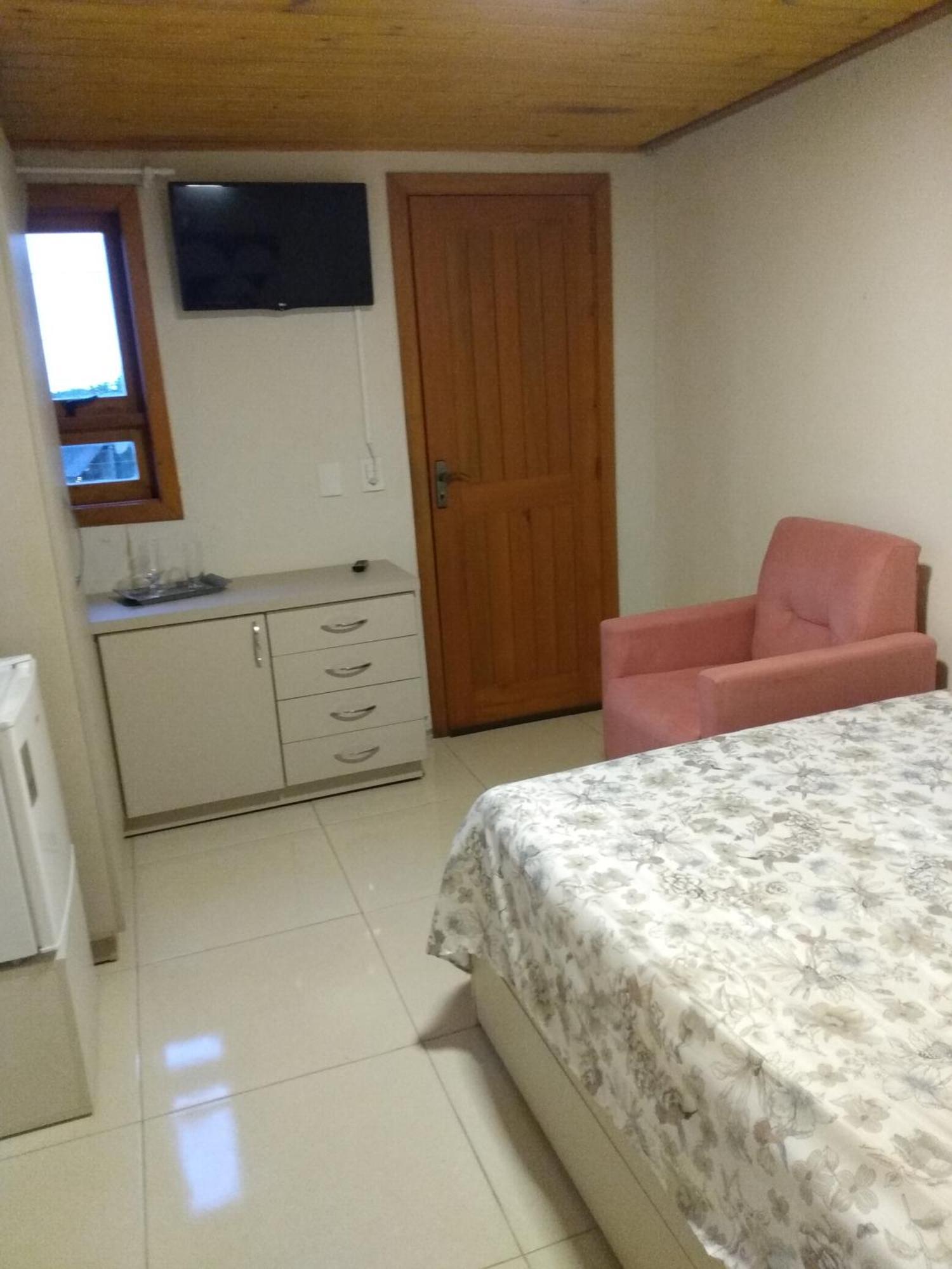 Casa Aconchegante Ou Suites Privativas 카넬라 객실 사진